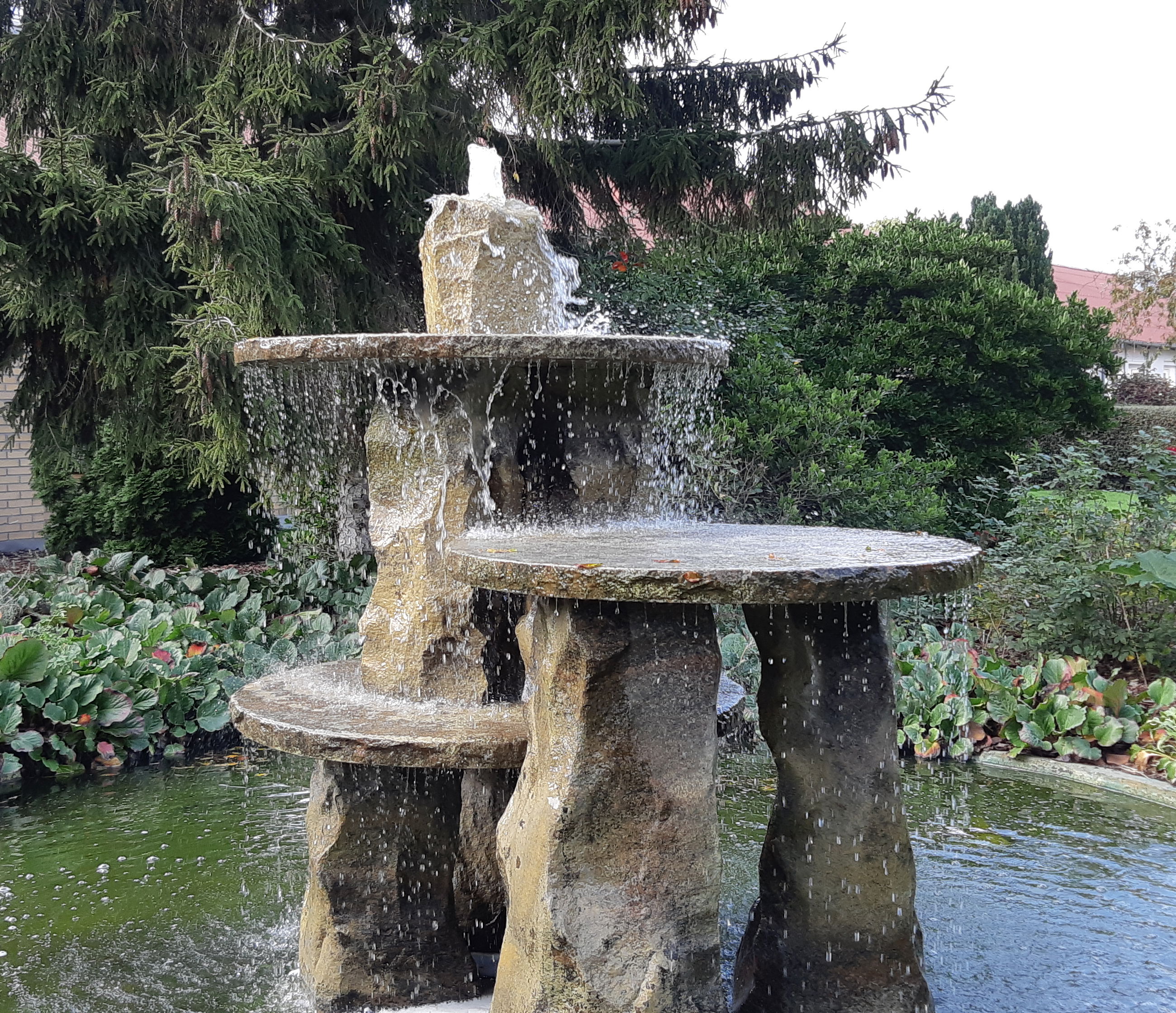 Springvandet ude i haven