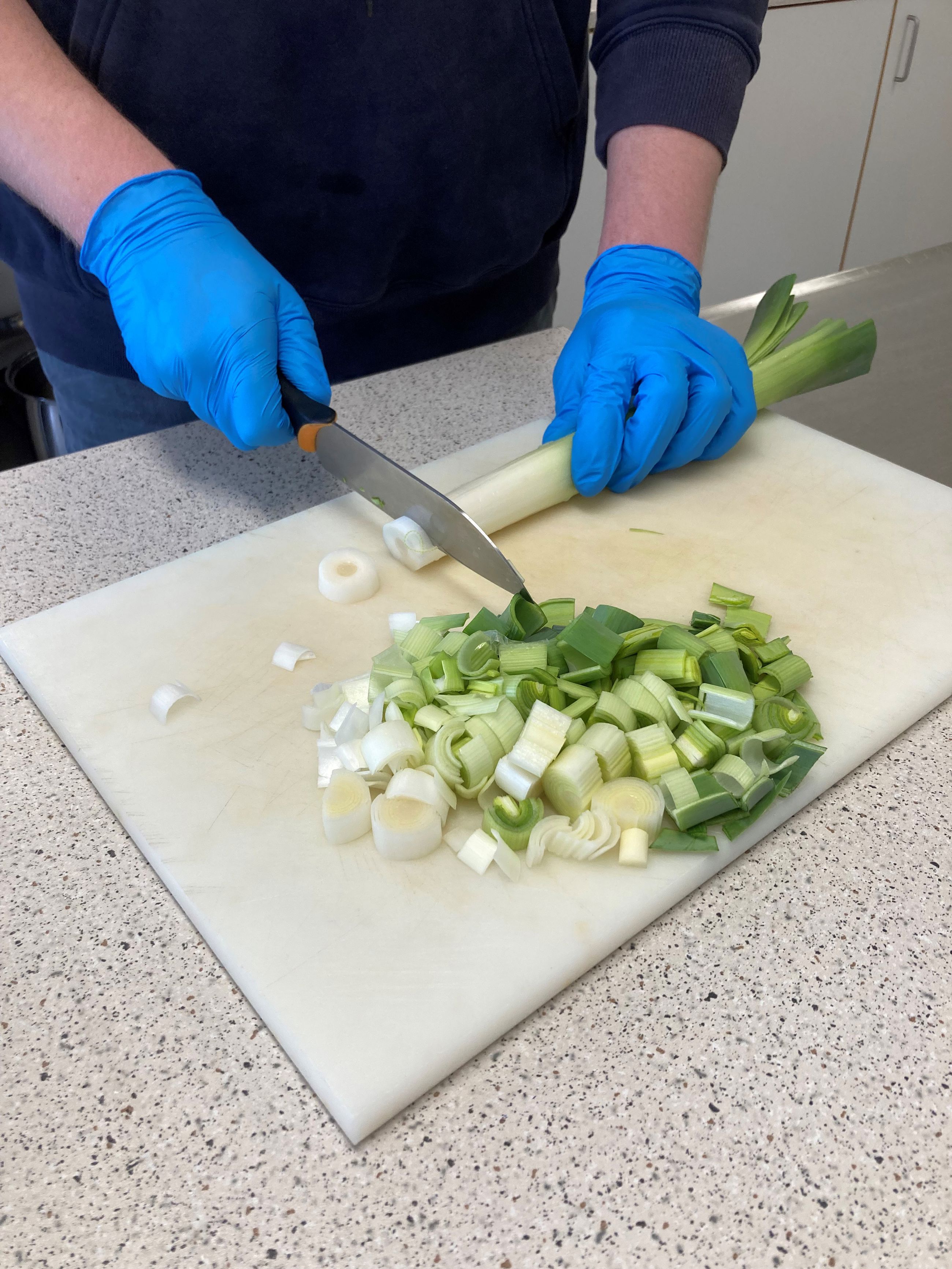 Der bliver skåret flere porrer.